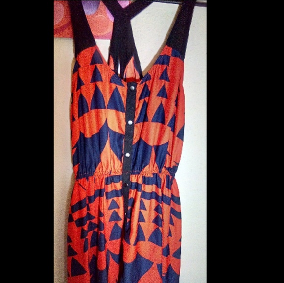 silence + noise Sleeveless Dress - Picture 3 of 5